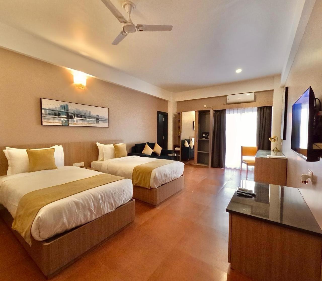 Hotel The Dibrugarh Address Exterior foto
