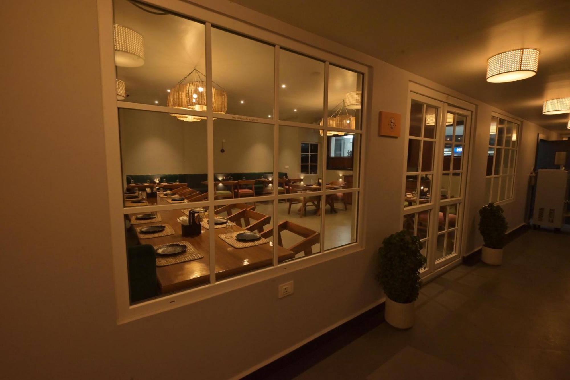 Hotel The Dibrugarh Address Exterior foto